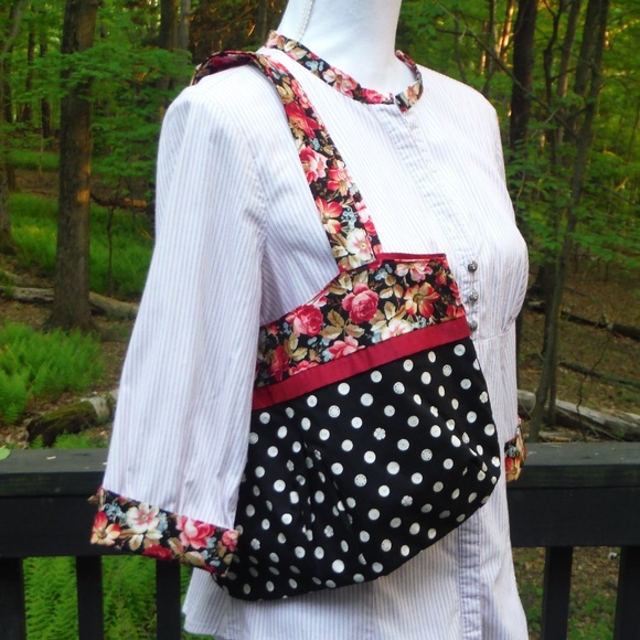 Tops - Purse Included w Shirt!  Banded Collar w Flowers